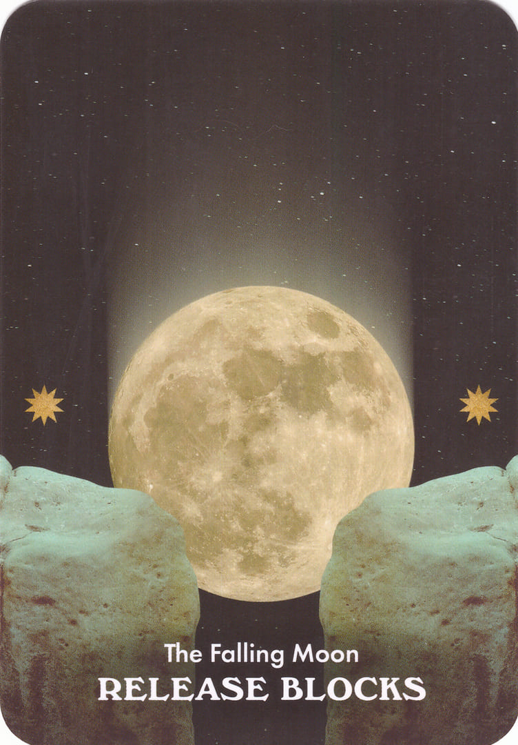 Падающая Луна