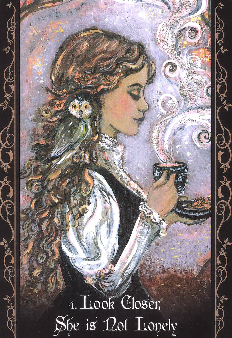 Посмотри Внимательнее, Она Не Одинока