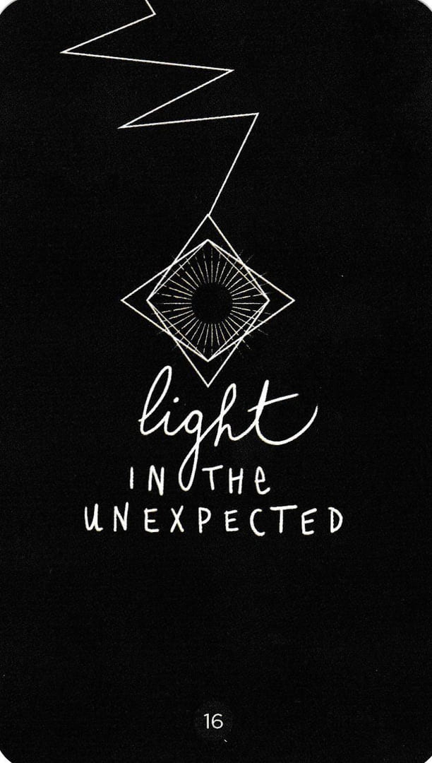 Свет в Неожиданности — Оракул Священных Творцов