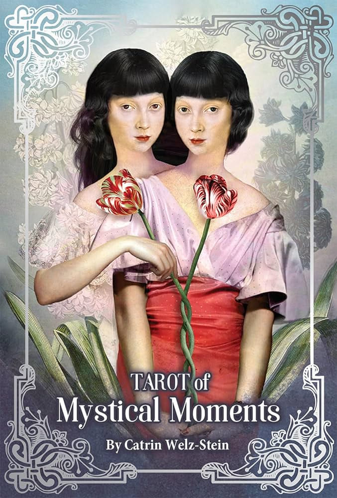 Обзор колоды Таро Мистических Моментов (Tarot of Mystical Moments): сюрреализм встречает классическое таро