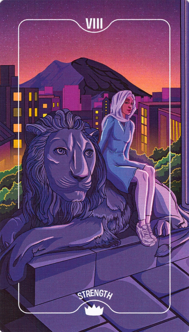 Сила — Deck of Luminaries Tarot