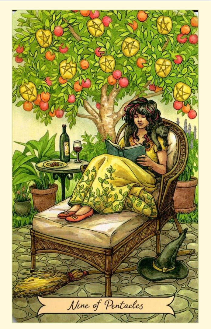 Девятка пентаклей — Everyday Witch Tarot