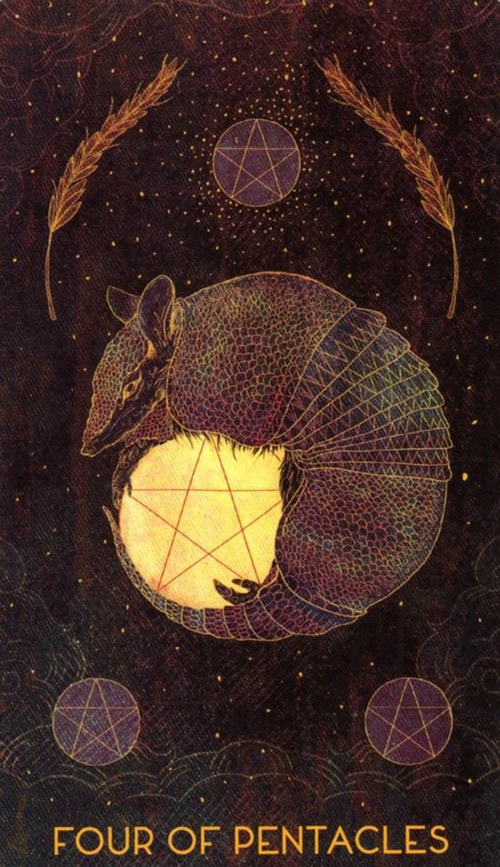 Четверка пентаклей — Oriens Animal Tarot