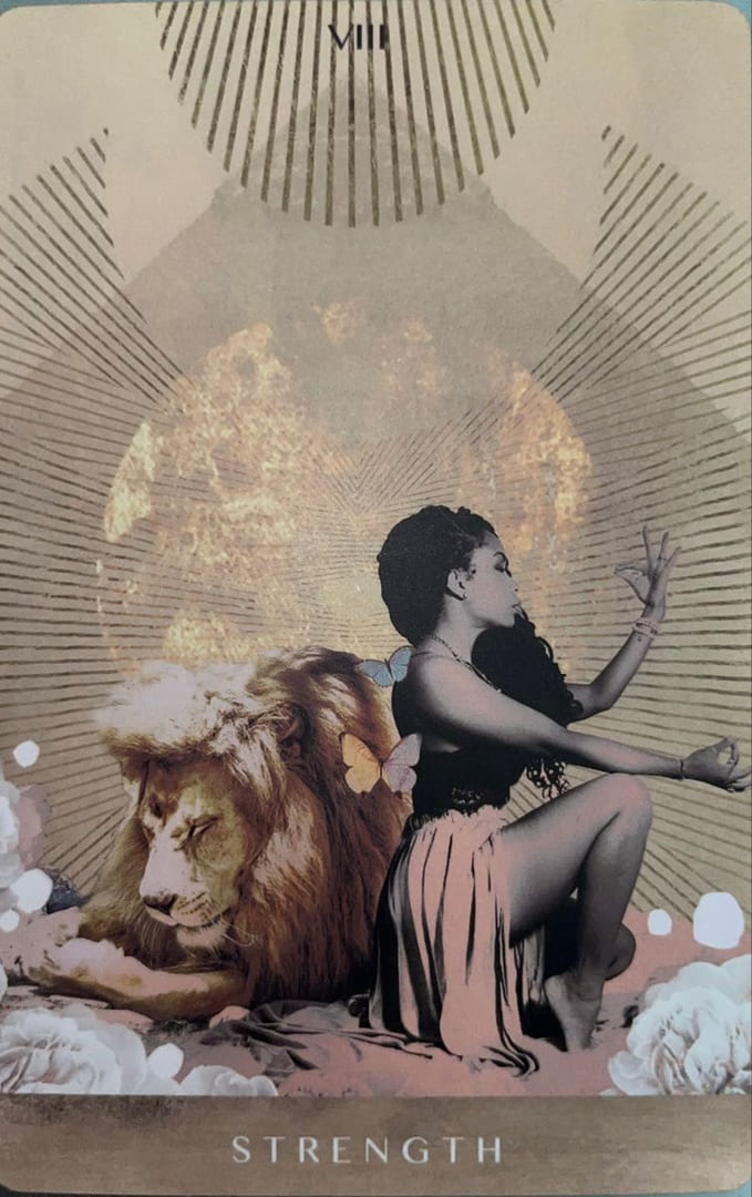 Сила — Таро Лунного Дитя