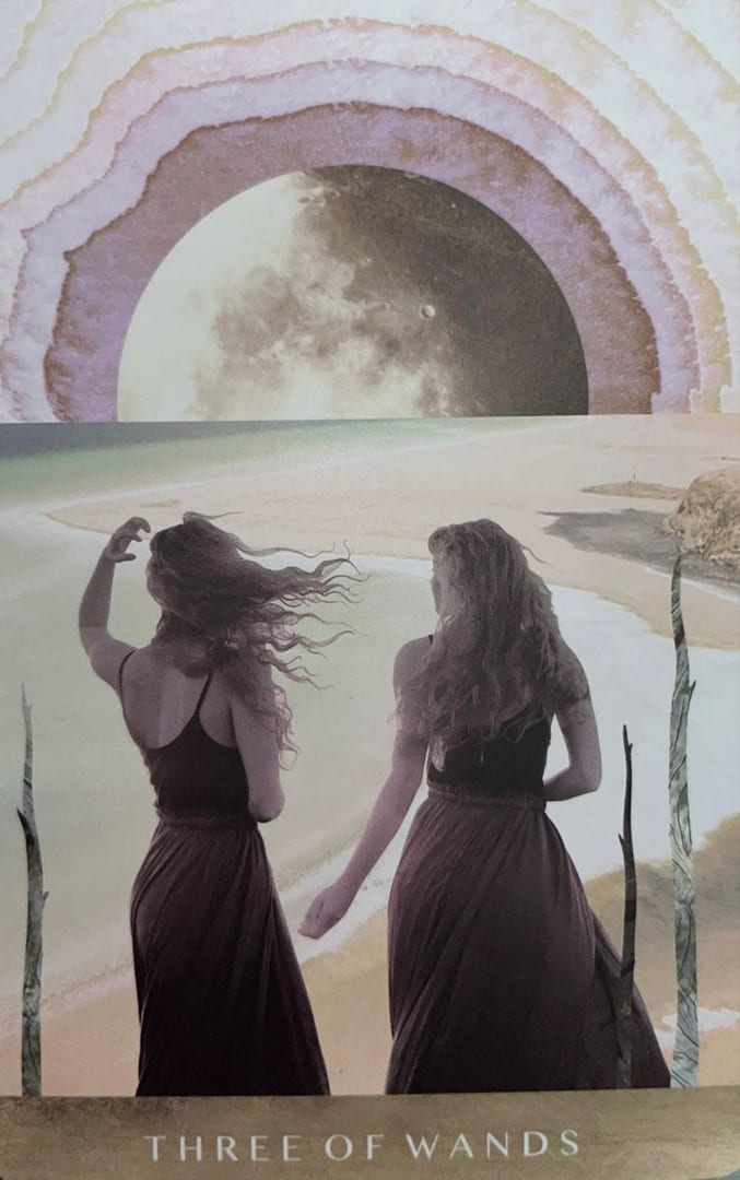 Тройка жезлов — Таро Лунного Дитя